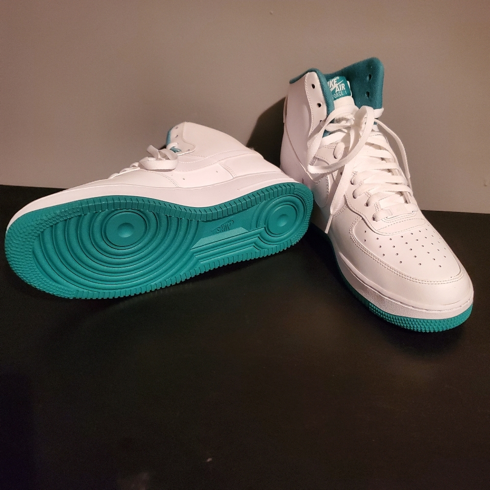 Nike high top air force 1